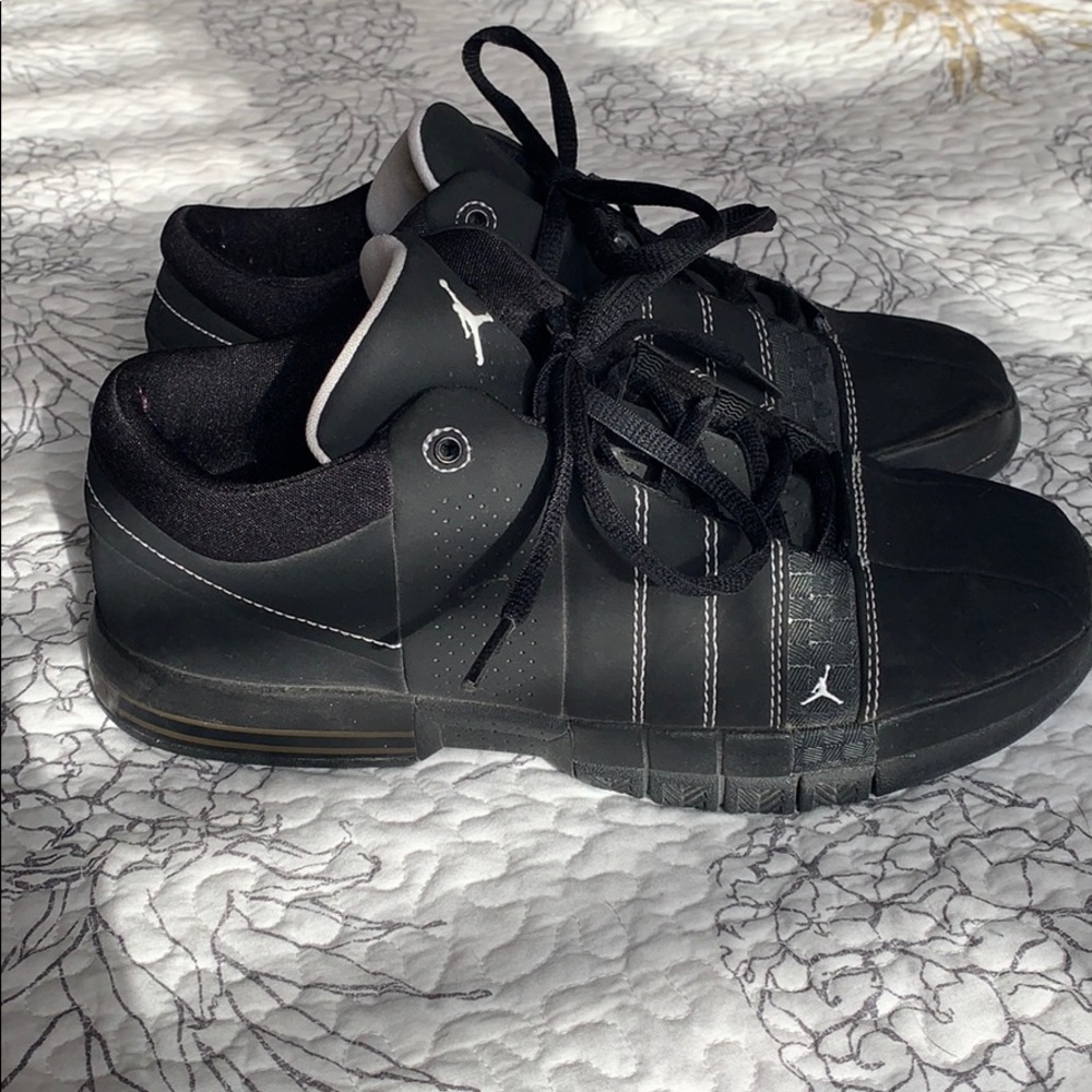 Youth Jordan Elite Sneakers